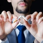 Tutkimus: Tupakansavulle altistuminen saattaa lihottaa